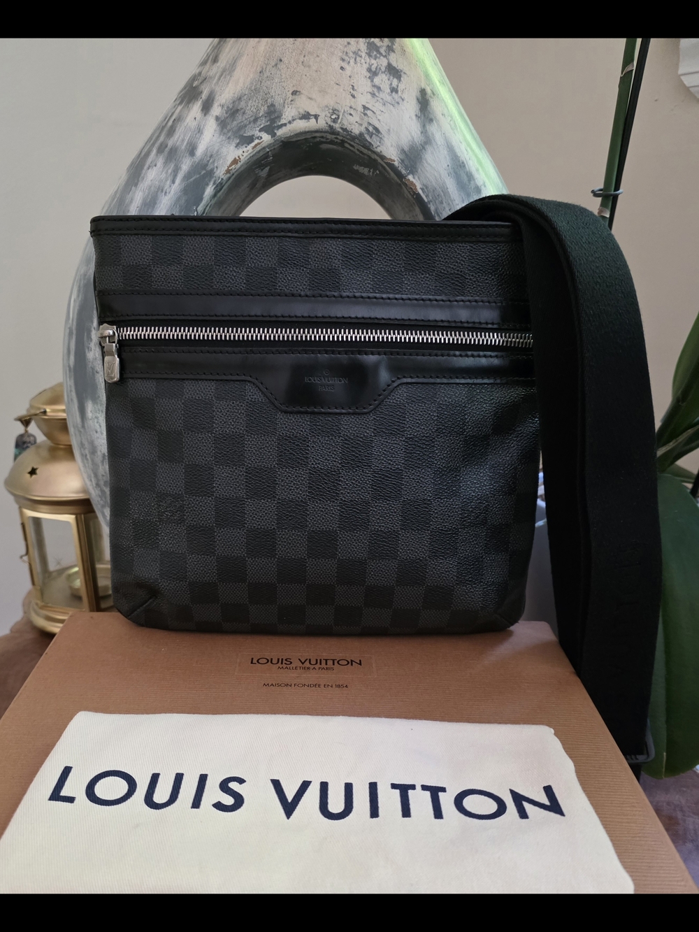 Louis Vuitton Damier Graphite Thomas Messenger Bag